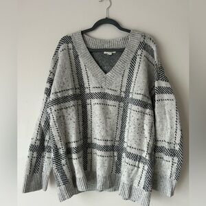 Oversized Cozy Plaid Sweater